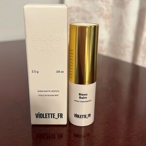 Violette_Fr sheer matte lipstick in the color Sucette